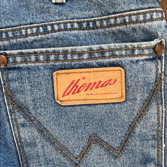 Vintage Classic Blue Denim Jeans - Picture 4 of 7